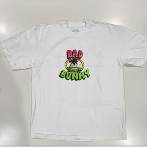 BAD BUNNY|2022 Hottest Tour Un Verano Sin Ti|Official Merch|Size 2XL